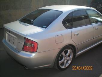 2004 Subaru Legacy B4 Photos