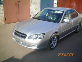 2004 Subaru Legacy B4 Pictures