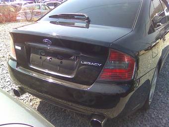 2004 Subaru Legacy B4 Photos