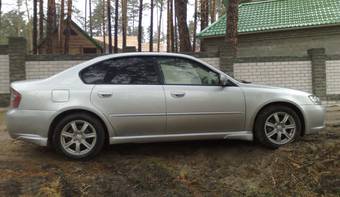 2004 Subaru Legacy B4 Photos