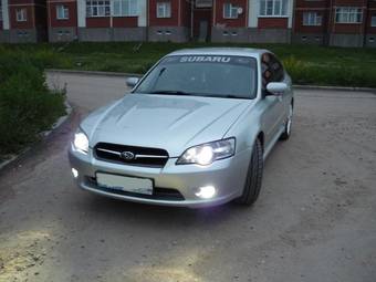 2004 Subaru Legacy B4 Pictures