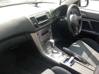 2004 Subaru Legacy B4 Photos