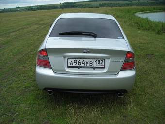 2004 Subaru Legacy B4 Pictures