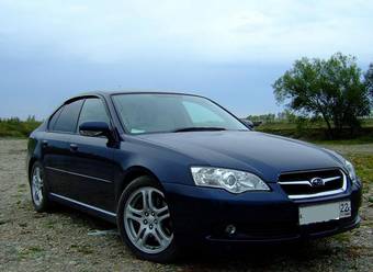 2004 Subaru Legacy B4 Pictures