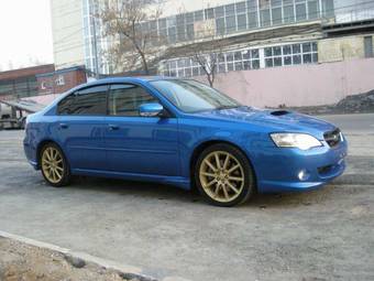2004 Subaru Legacy B4 Photos