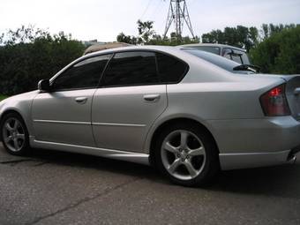 2004 Subaru Legacy B4 Pictures