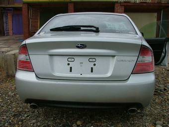 2004 Subaru Legacy B4 Pictures