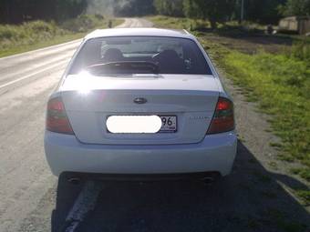 2004 Subaru Legacy B4 Photos