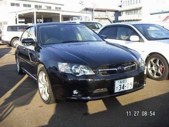 2004 Subaru Legacy B4 Pictures