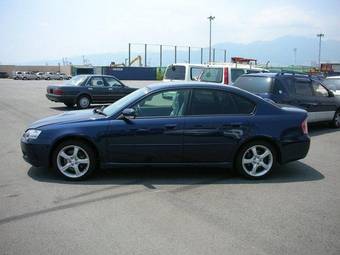 2004 Subaru Legacy B4 Photos