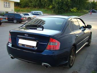 2004 Subaru Legacy B4 Pictures