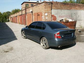 2004 Subaru Legacy B4 Photos