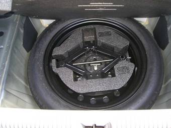 2004 Subaru Legacy B4 Pictures