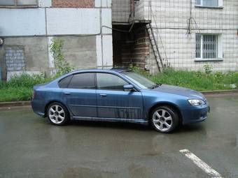 2004 Subaru Legacy B4 Pictures