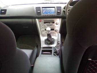 2004 Subaru Legacy B4 Pictures