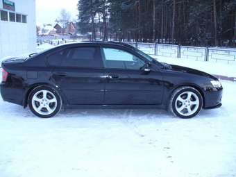 2005 Subaru Legacy B4 Photos