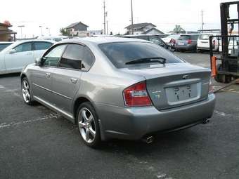 2005 Subaru Legacy B4 Photos