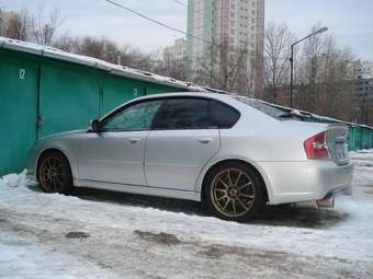 2005 Subaru Legacy B4 Pictures