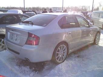 2005 Subaru Legacy B4 Photos