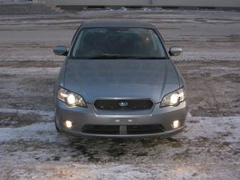 2005 Subaru Legacy B4 Pictures