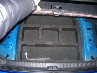 2005 Subaru Legacy B4 Pics