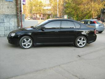 2005 Subaru Legacy B4 Photos