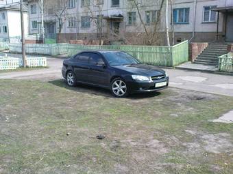 2005 Subaru Legacy B4 Photos