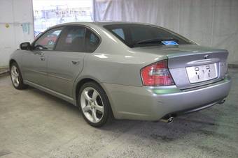 2005 Subaru Legacy B4 Photos