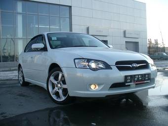 2005 Subaru Legacy B4 Pictures