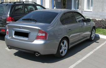 2005 Subaru Legacy B4 Photos