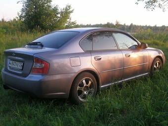 2005 Subaru Legacy B4 Pictures