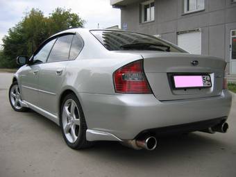 2005 Subaru Legacy B4 Pictures