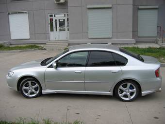 2005 Subaru Legacy B4 Photos