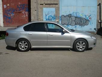 2006 Subaru Legacy B4 Pictures