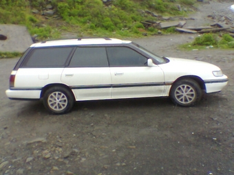 1993 Subaru Legacy Wagon specs