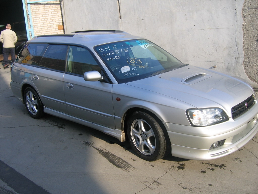 1998 Subaru Legacy Wagon Pictures