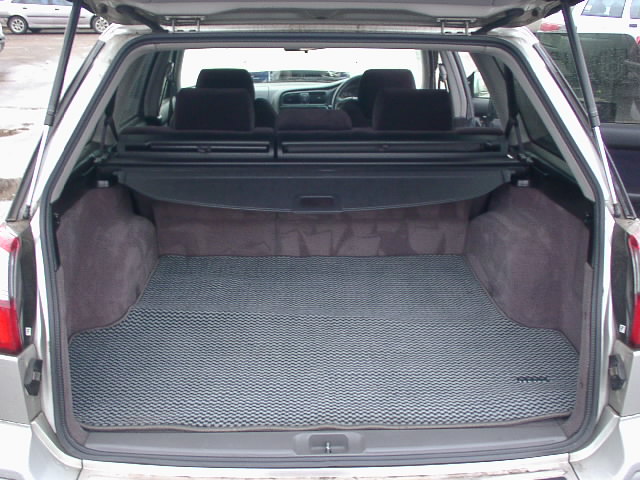 1999 Subaru Legacy Wagon Pictures