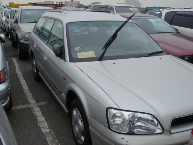 2000 Subaru Legacy Wagon Photos