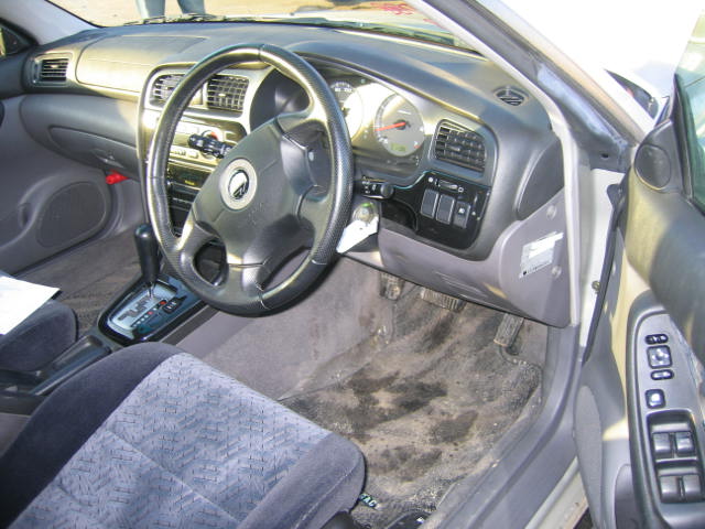 2000 Subaru Legacy Wagon Pics