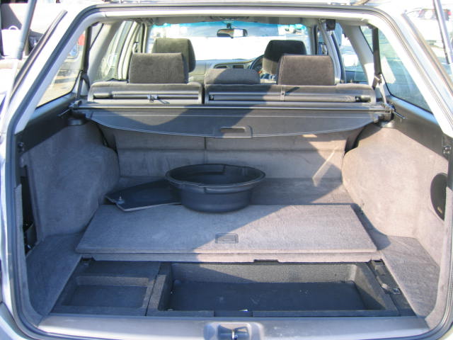 2000 Subaru Legacy Wagon Pictures