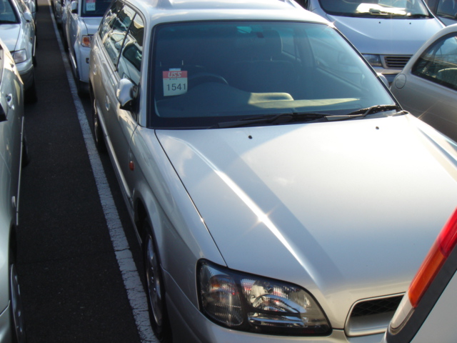 2000 Subaru Legacy Wagon Photos