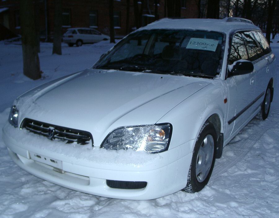 2000 Subaru Legacy Wagon Photos