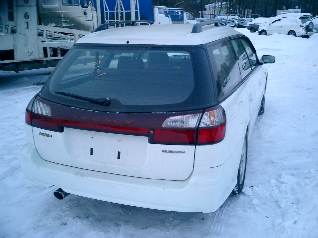 2000 Subaru Legacy Wagon Pictures