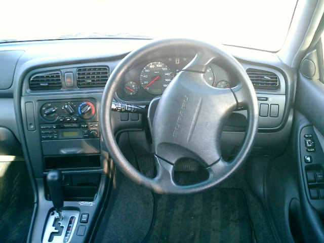 2000 Subaru Legacy Wagon Photos