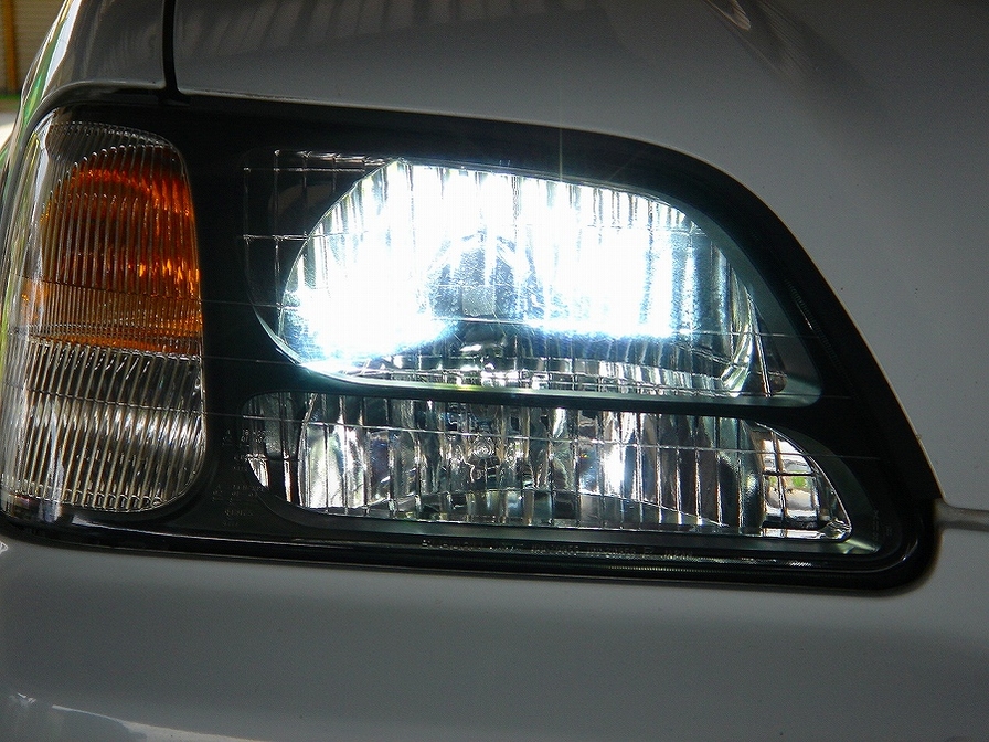 2000 Subaru Legacy Wagon Pictures