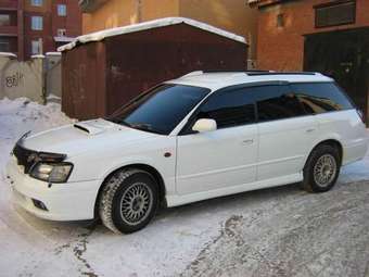 2000 Subaru Legacy Wagon Pictures