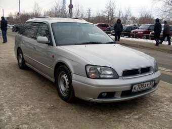 2000 Subaru Legacy Wagon Photos