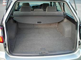 2000 Subaru Legacy Wagon Photos