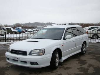 2000 Subaru Legacy Wagon Pictures