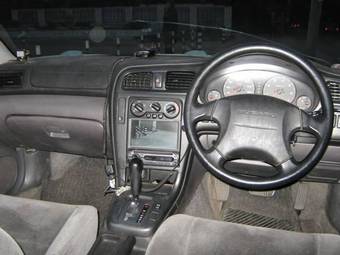 2000 Subaru Legacy Wagon Pictures
